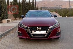 نیسان ئەلتیما